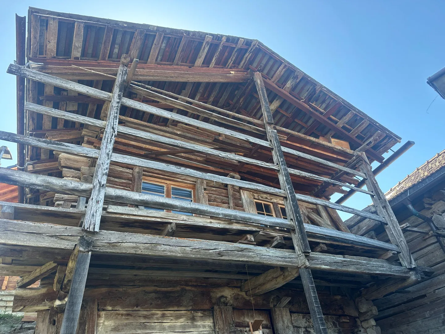 Barn to Renovate in Agettes - Photo 1 of 7