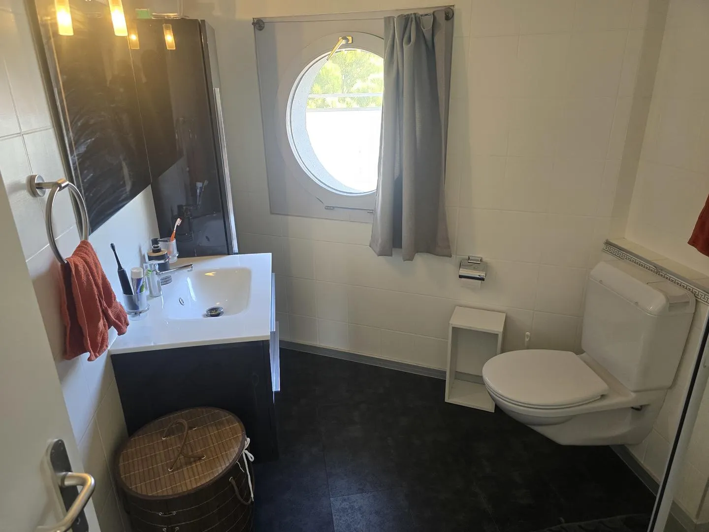 Penthouse mit Terrasse 4,5 Zimmer in Fully - Foto 9 von 13