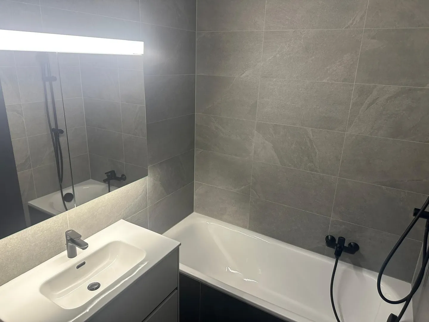 Schöne 4,5-Zimmer-Wohnung in Sion - Foto 9 von 13