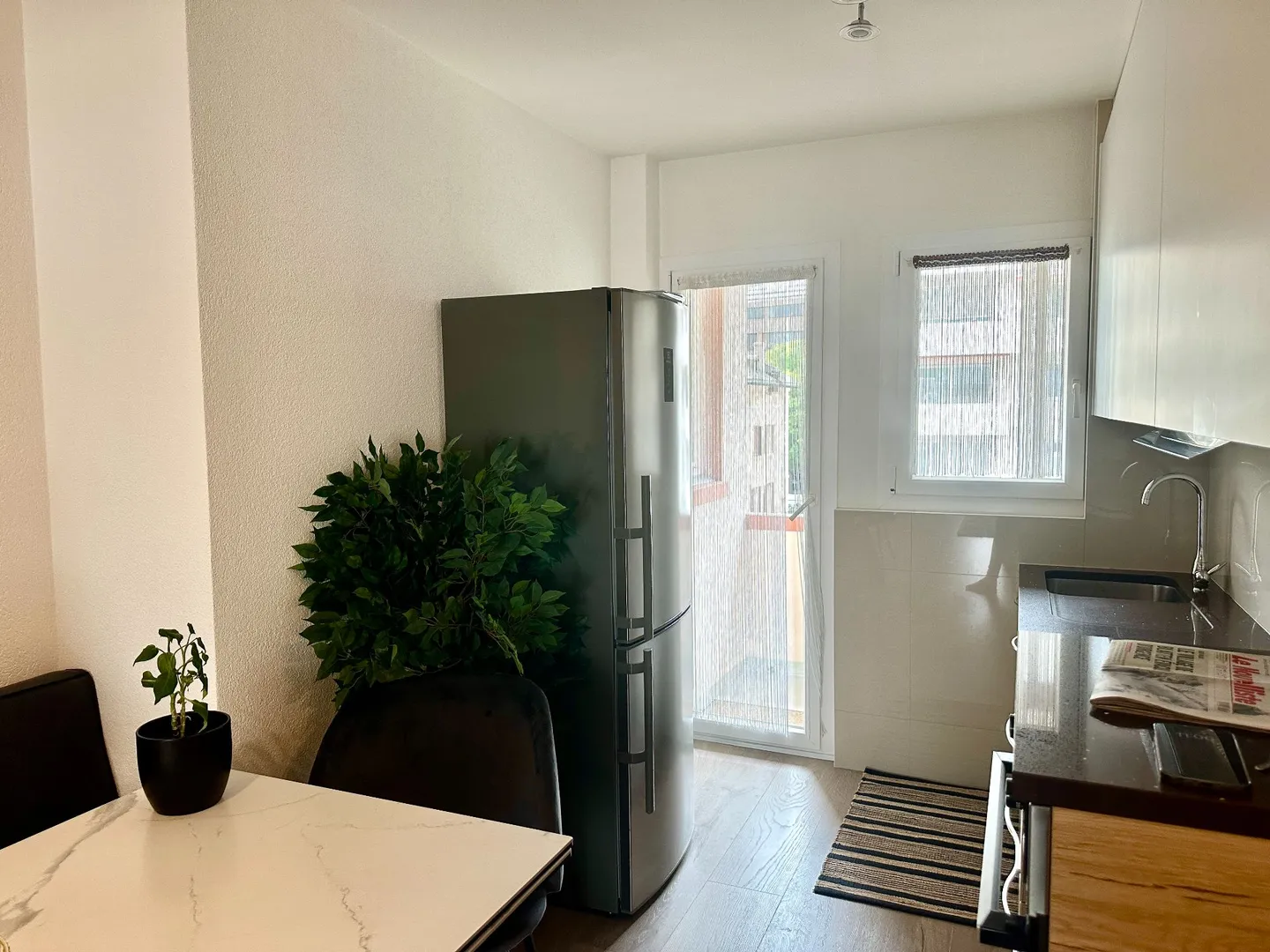Bel appartement au centre ville de Sion de 4,5 pièces - Photo 2 sur 8