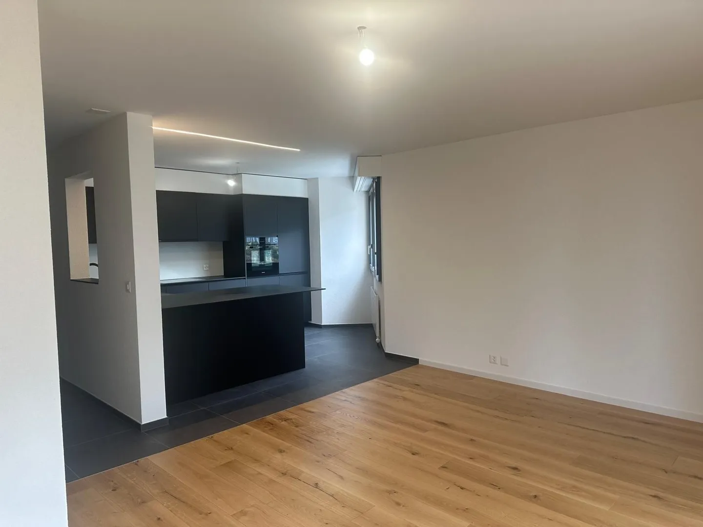 Schöne 4,5-Zimmer-Wohnung in Sion - Foto 3 von 13