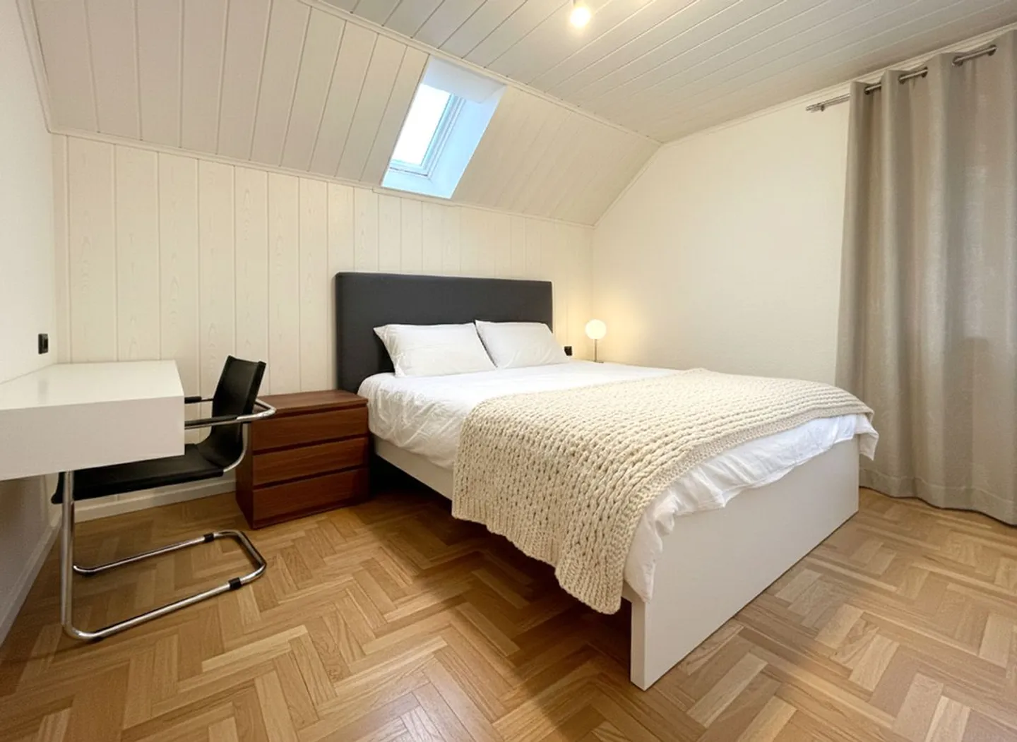 Individual Villa with 4.5 Rooms and Large Garden - Photo 9 of 13