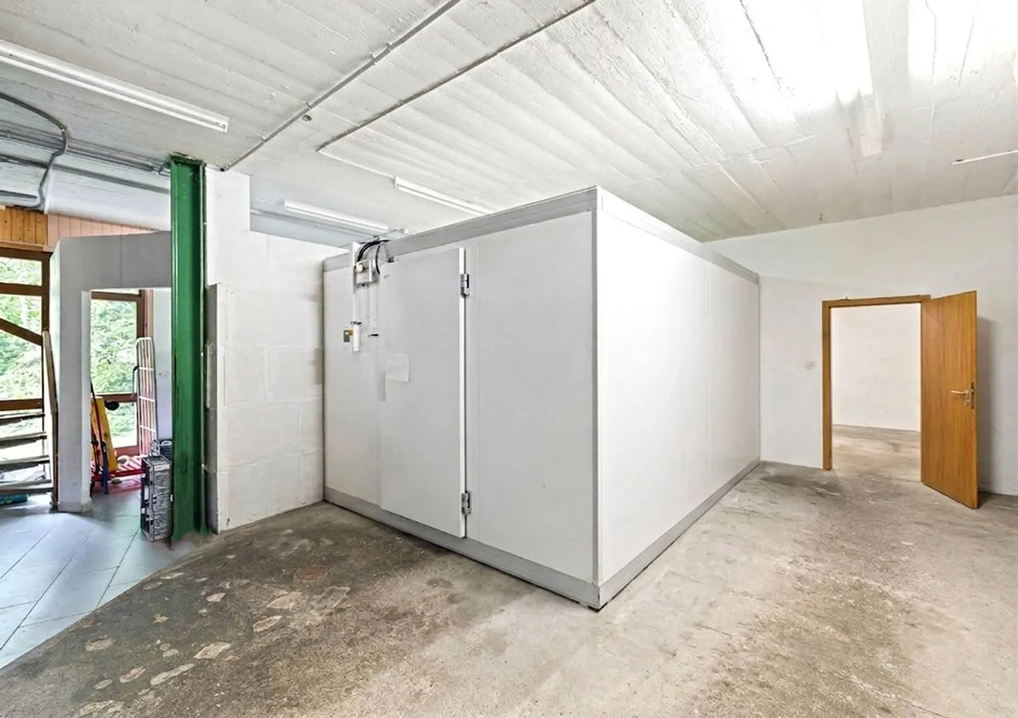 Commercial Space in Torgon - Photo 3 of 8