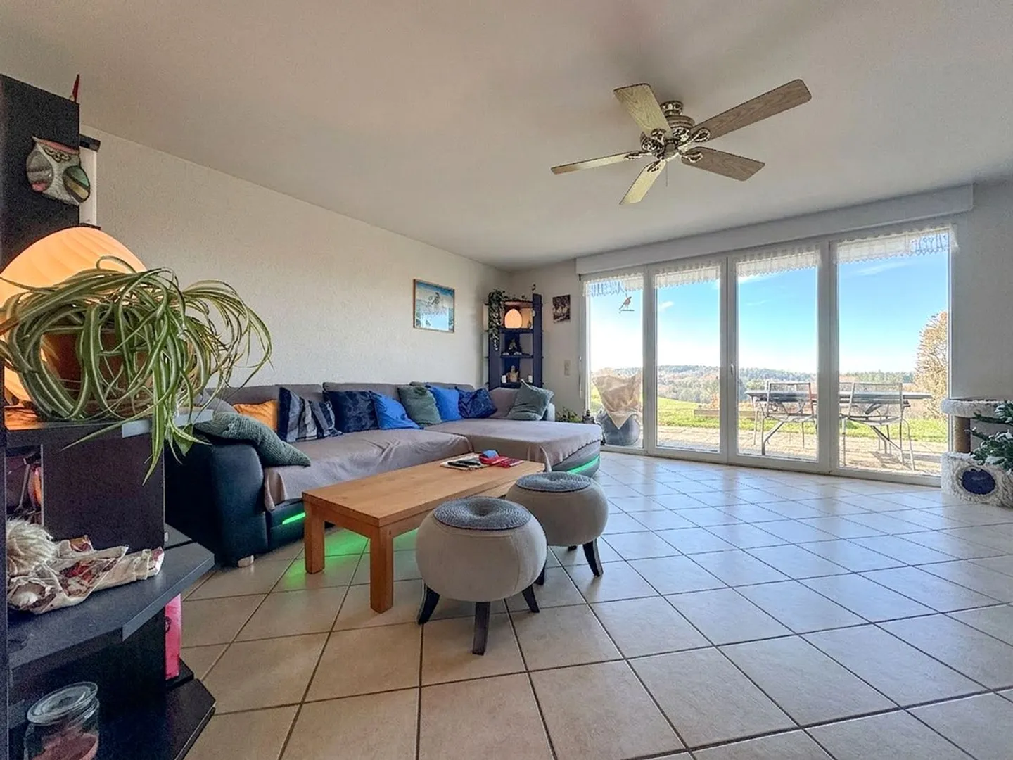 6,5-Zimmer-Doppelhaushälfte, mit schöner Panoramasicht. - Foto 7 von 13