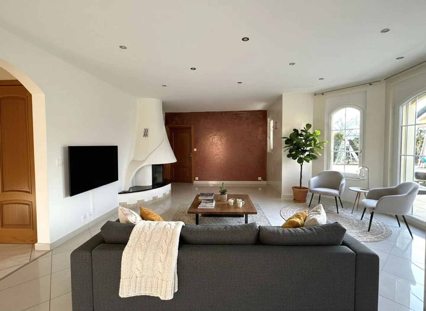 Wunderschönes Reihenhaus mit 4,5 Zimmern, privatem Garten und Kamin. - Foto 6 von 13