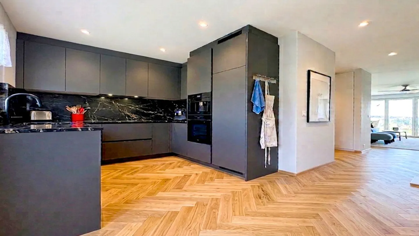 6,5-Zimmer-Doppelhaushälfte, mit schöner Panoramasicht. - Foto 2 von 13