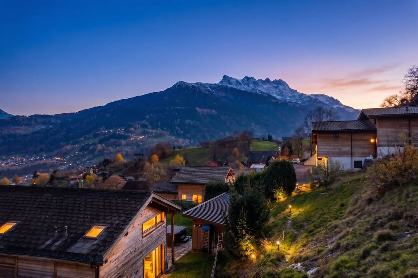 Chalet d'Architecte avec Vue Imprenable - Photo 1 sur 13