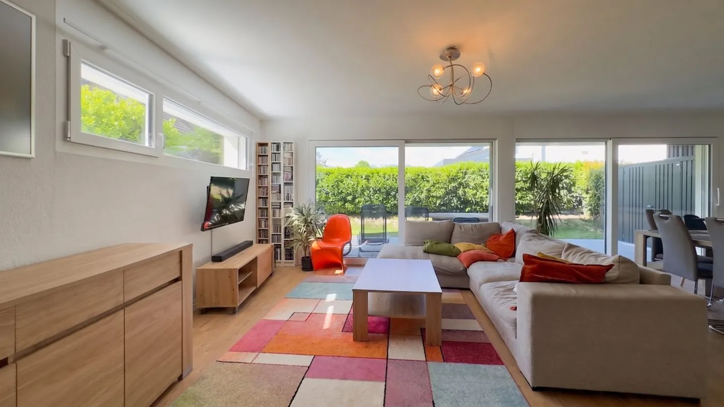 End terrace villa of 5.5 rooms, ideal for a family! - Photo 5 of 13