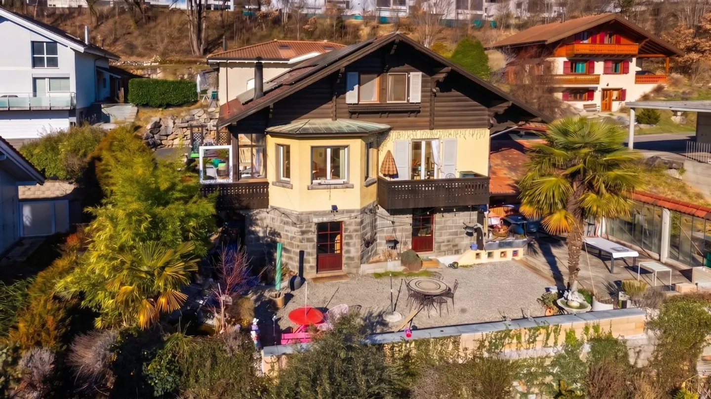 Charmantes Einfamilienhaus mit herrlichem Blick auf die Ebene und die Dents-du-Midi. - Foto 1 von 13