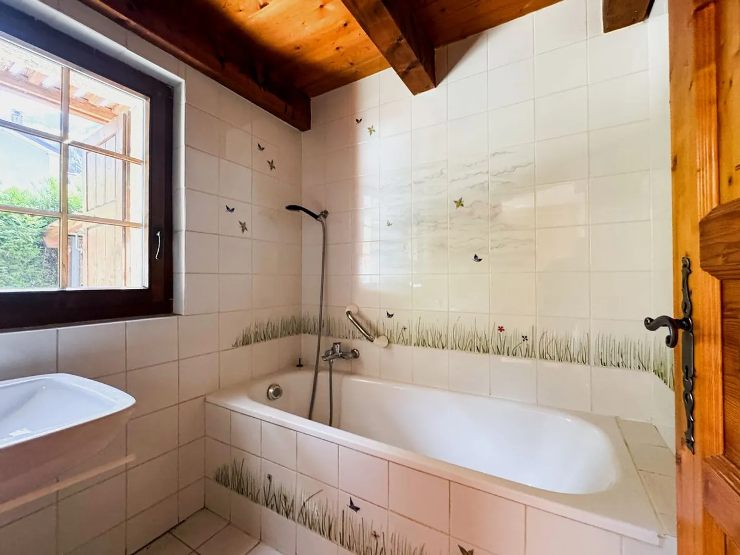 Village house in Villeneuve - Income property with 3 apartments - Photo 13 of 13
