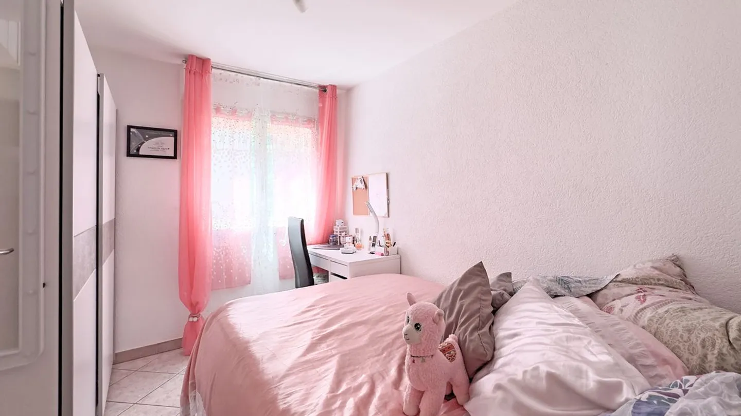 Appartement de 4,5 pièces avec grande terrasse et véranda. - Photo 13 of 13