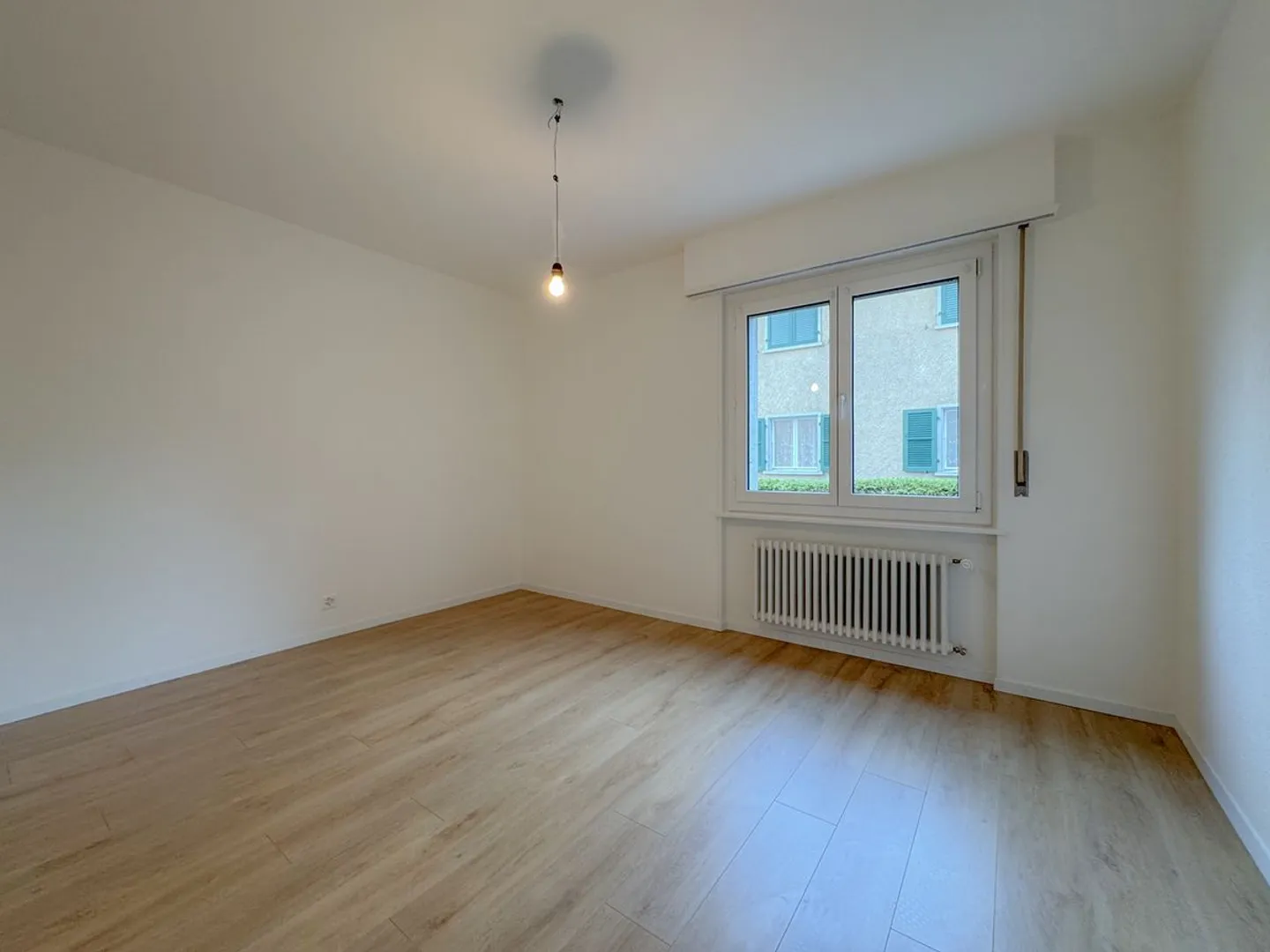 4.5-room apartment with balcony, renovated and rented. - Photo 9 of 13