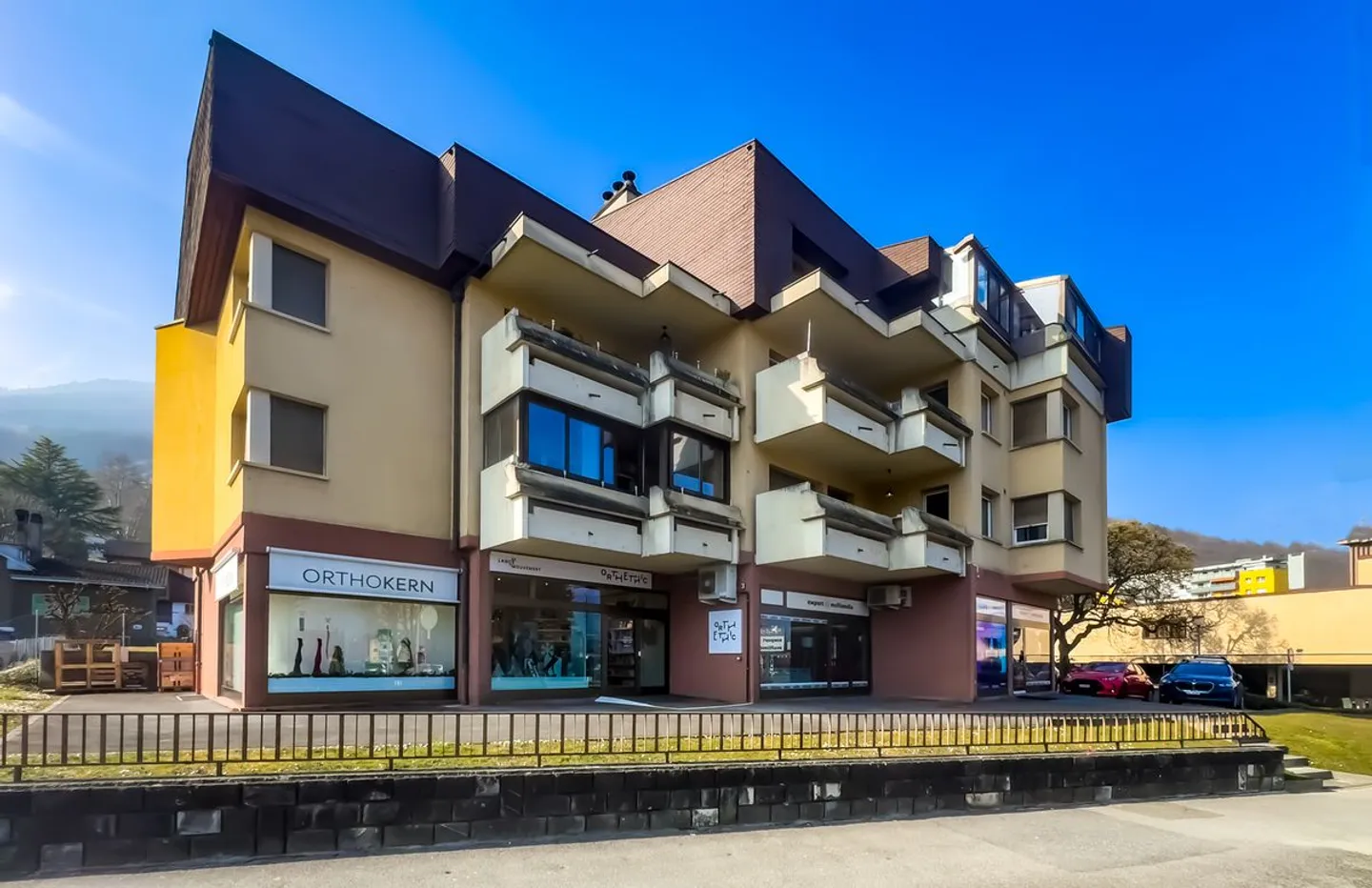 Spazio commerciale, già affittato, con un buon rendimento stabile del 4,5%. - Foto 9 di 10