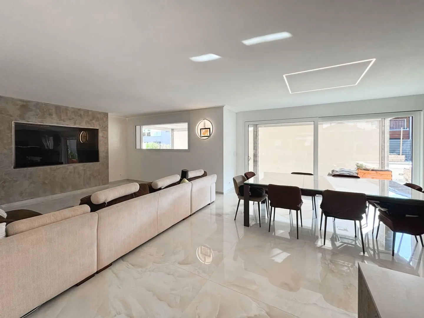 Insieme di 2 ville, con piscina! - Foto 7 di 13