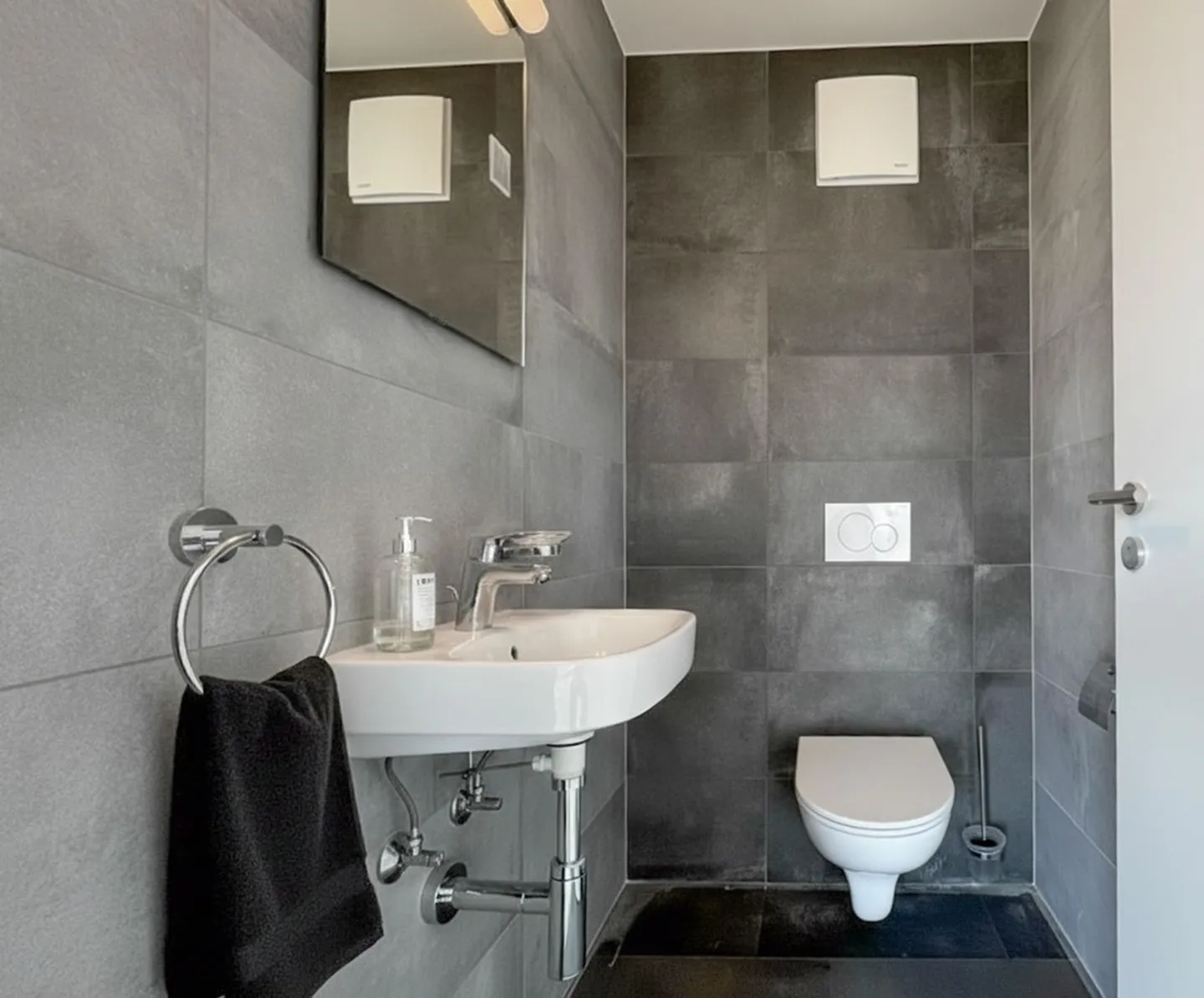 Villa indipendente di 4,5 locali con splendida vista sulla pianura. - Foto 5 di 13