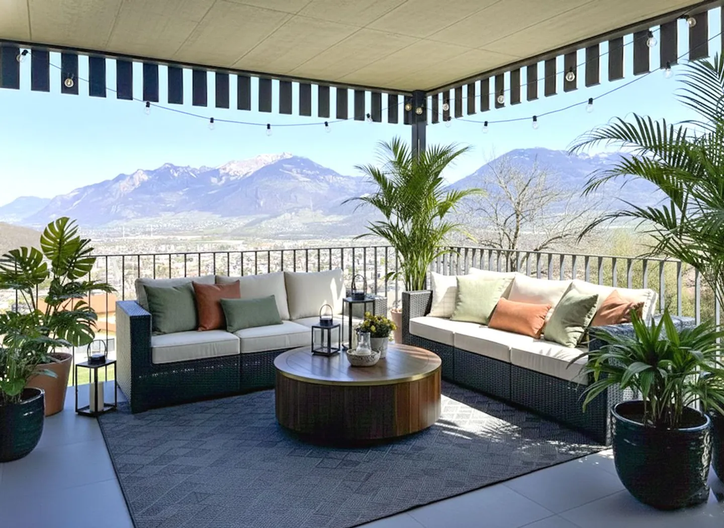 Villa indipendente di 4,5 locali con splendida vista sulla pianura. - Foto 1 di 13