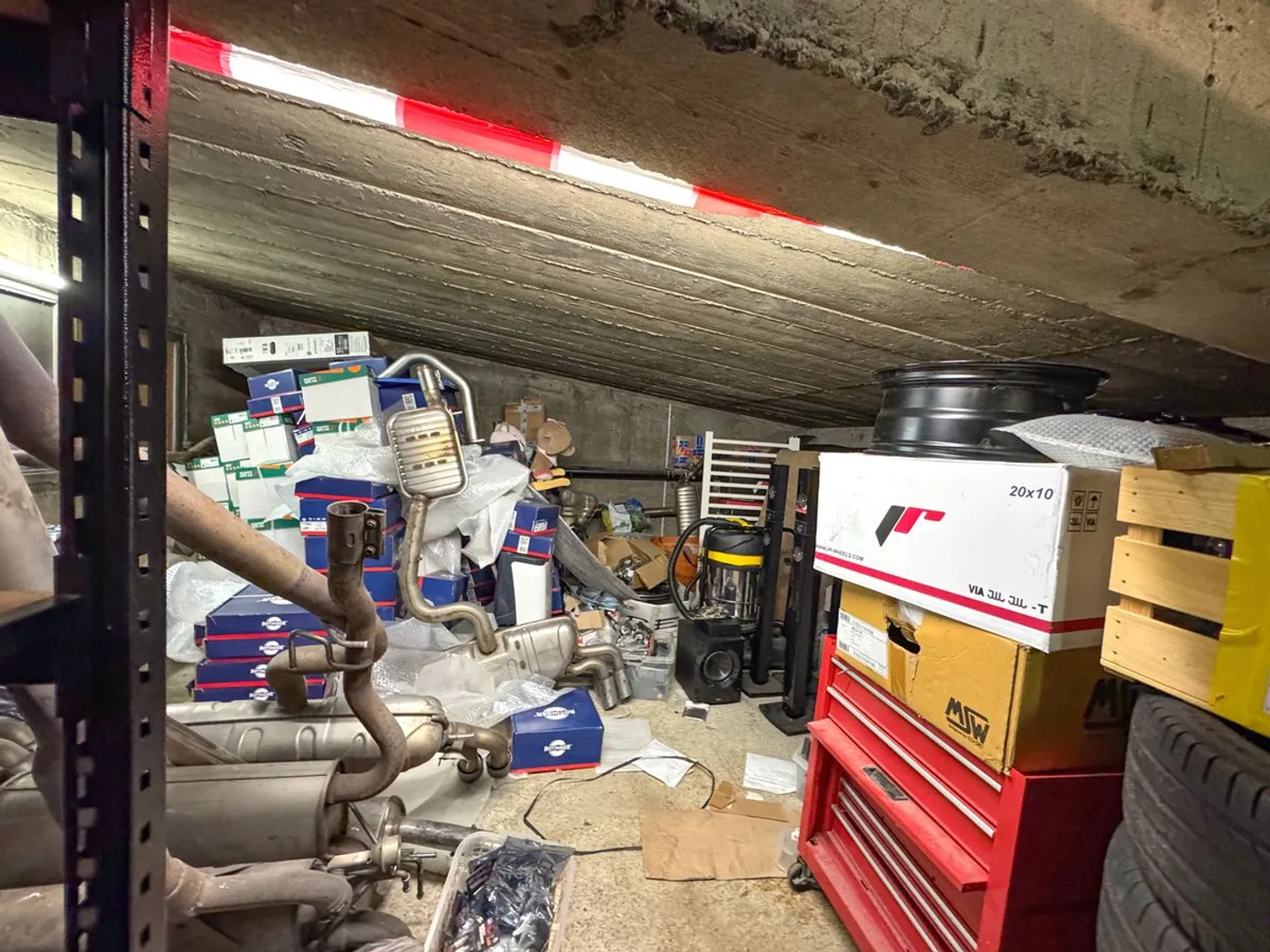 Magazzino vicino al centro città. - Foto 4 di 10