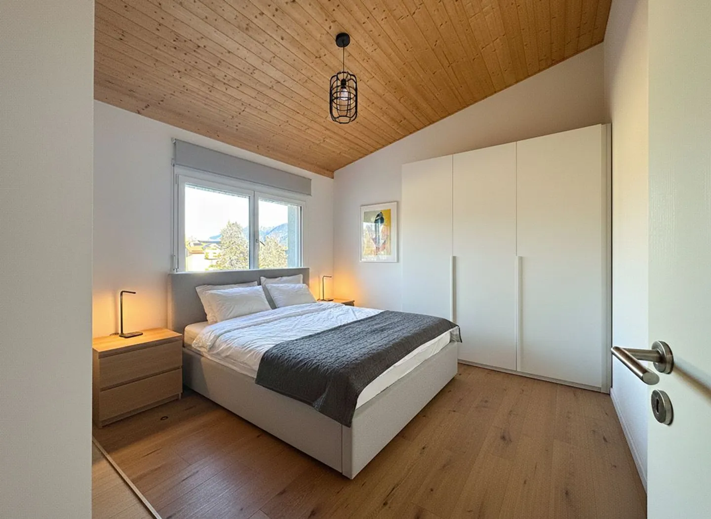 Appartement en attique de 4,5 pièces avec grand balcon. - Foto 5 von 10