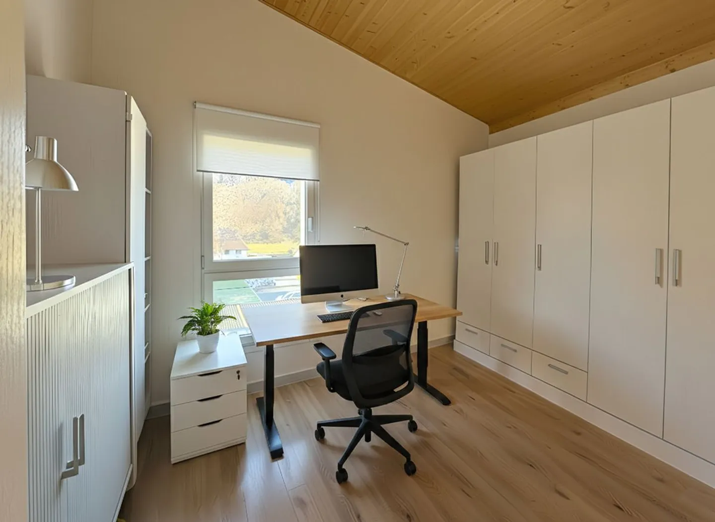 Appartement en attique de 4,5 pièces avec grand balcon. - Foto 6 von 10