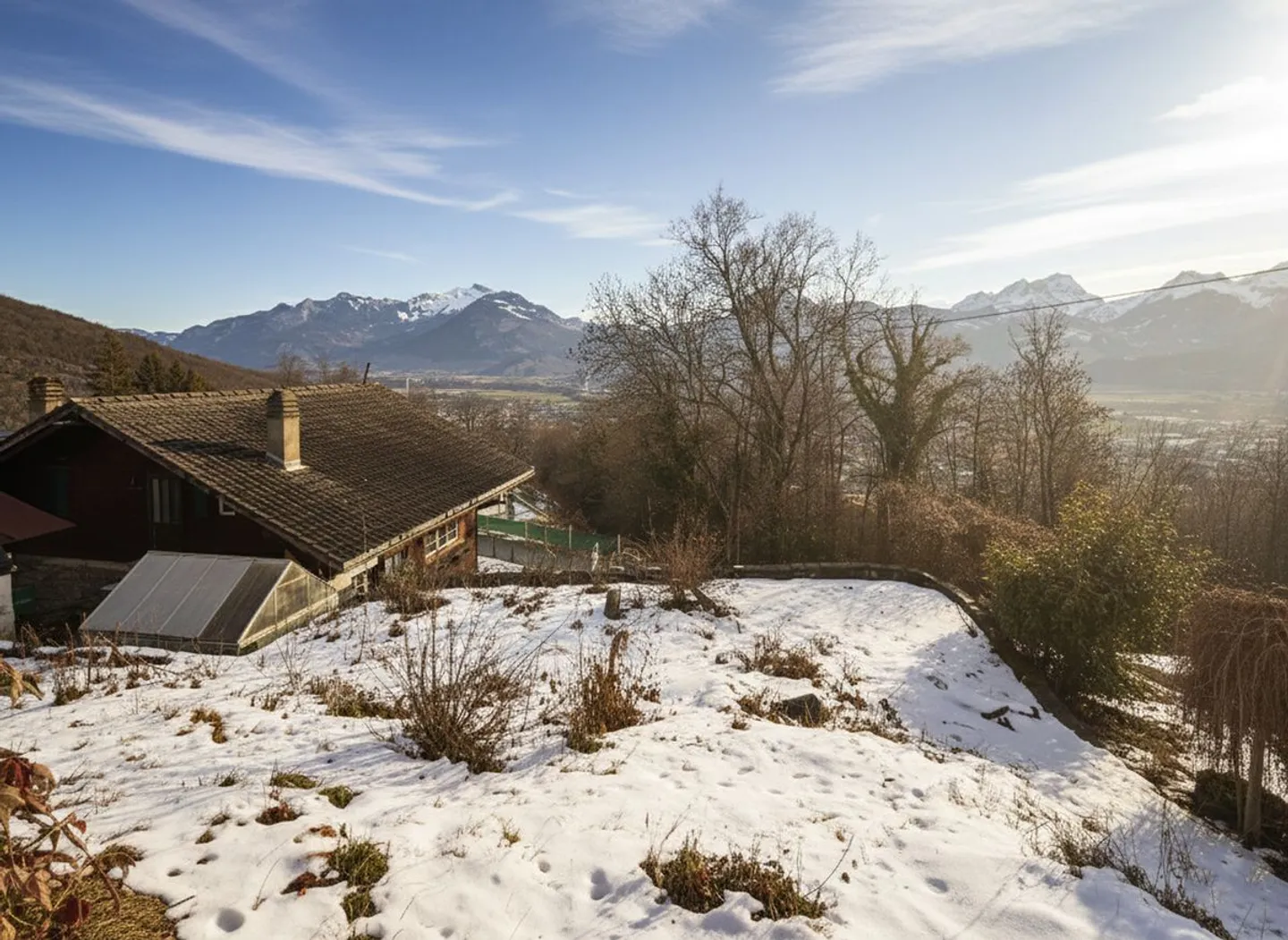 4.5-room apartment in the attic with basement and double garage. - Photo 13 of 13
