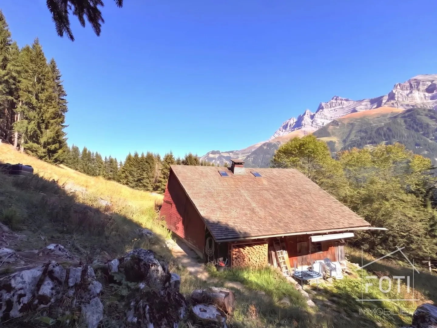 Exceptional Chalet at the Gates of the Sun - Isolation, Autonomy and Panorama - Photo 1 of 13
