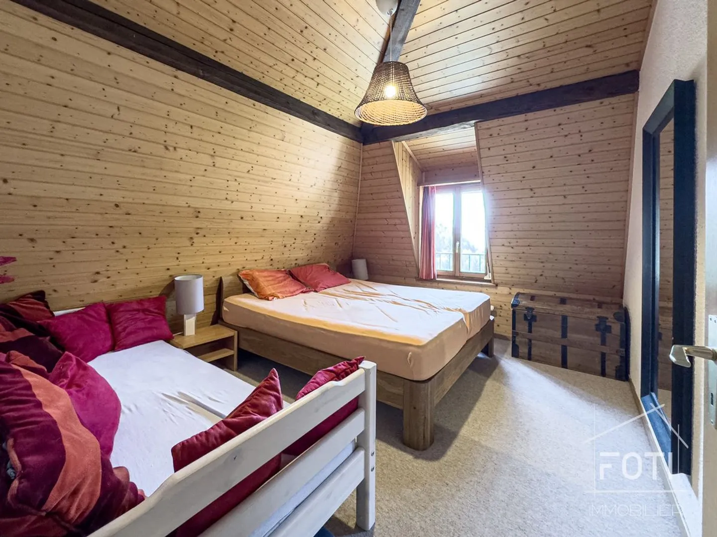 Live at the Top - 3.5 Rooms with Stunning View in the Heart of Morcles - Photo 7 of 13