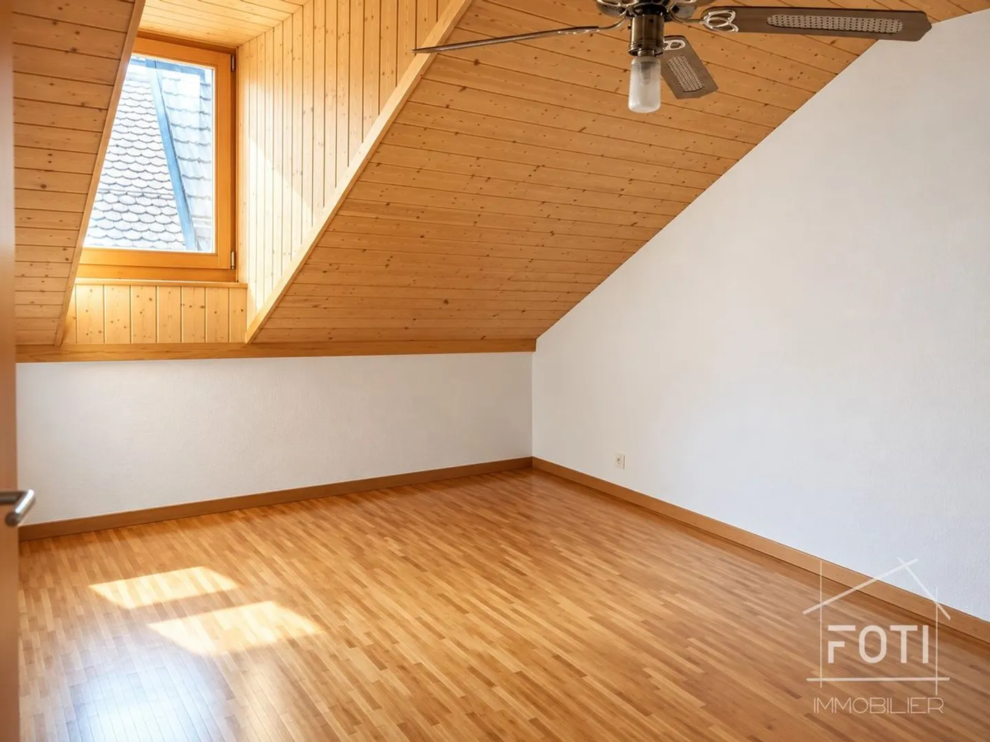 Yield building in the heart of St-Maurice with 11 fully rented lots - 5% - Photo 10 of 12