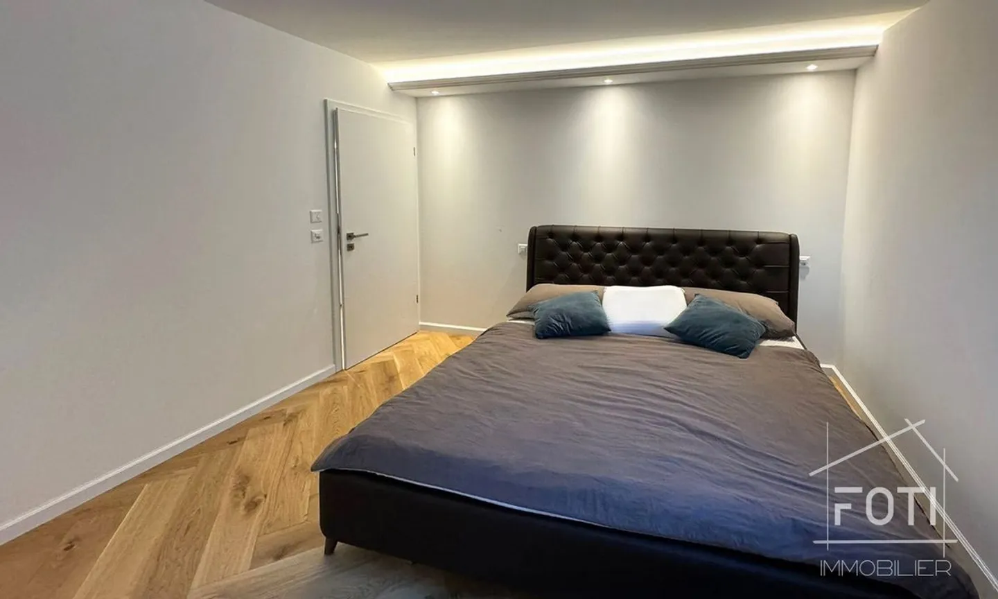 Charmantes Doppelhaus mit 6,5 Zimmern. - Foto 10 von 13