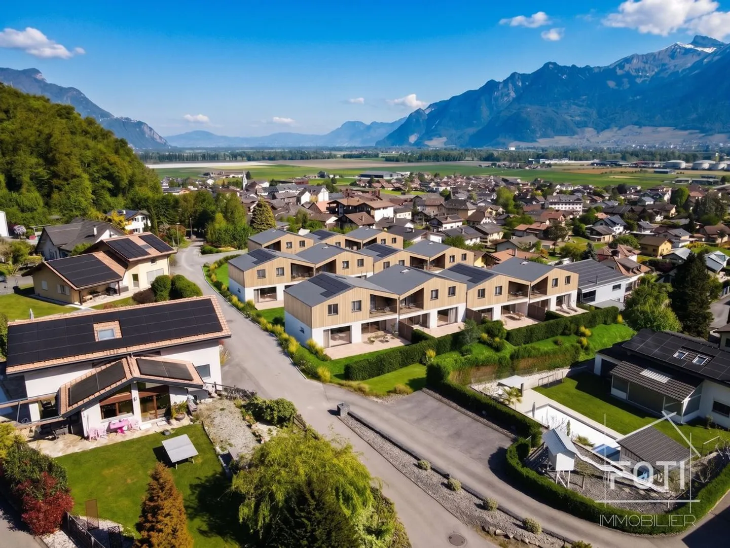 Villa adiacente di 4,5 stanze con vista magnifica! - Foto 5 di 13