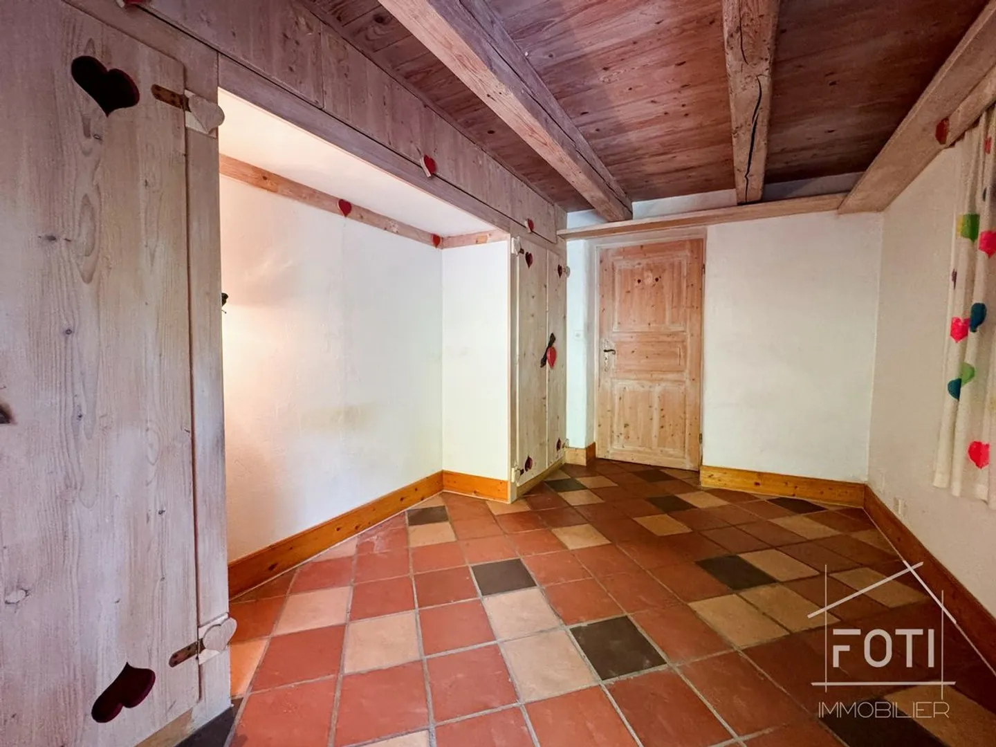 Maison villageoise à Villeneuve - Immeuble de rendement avec 3 appartements - Foto 5 von 13