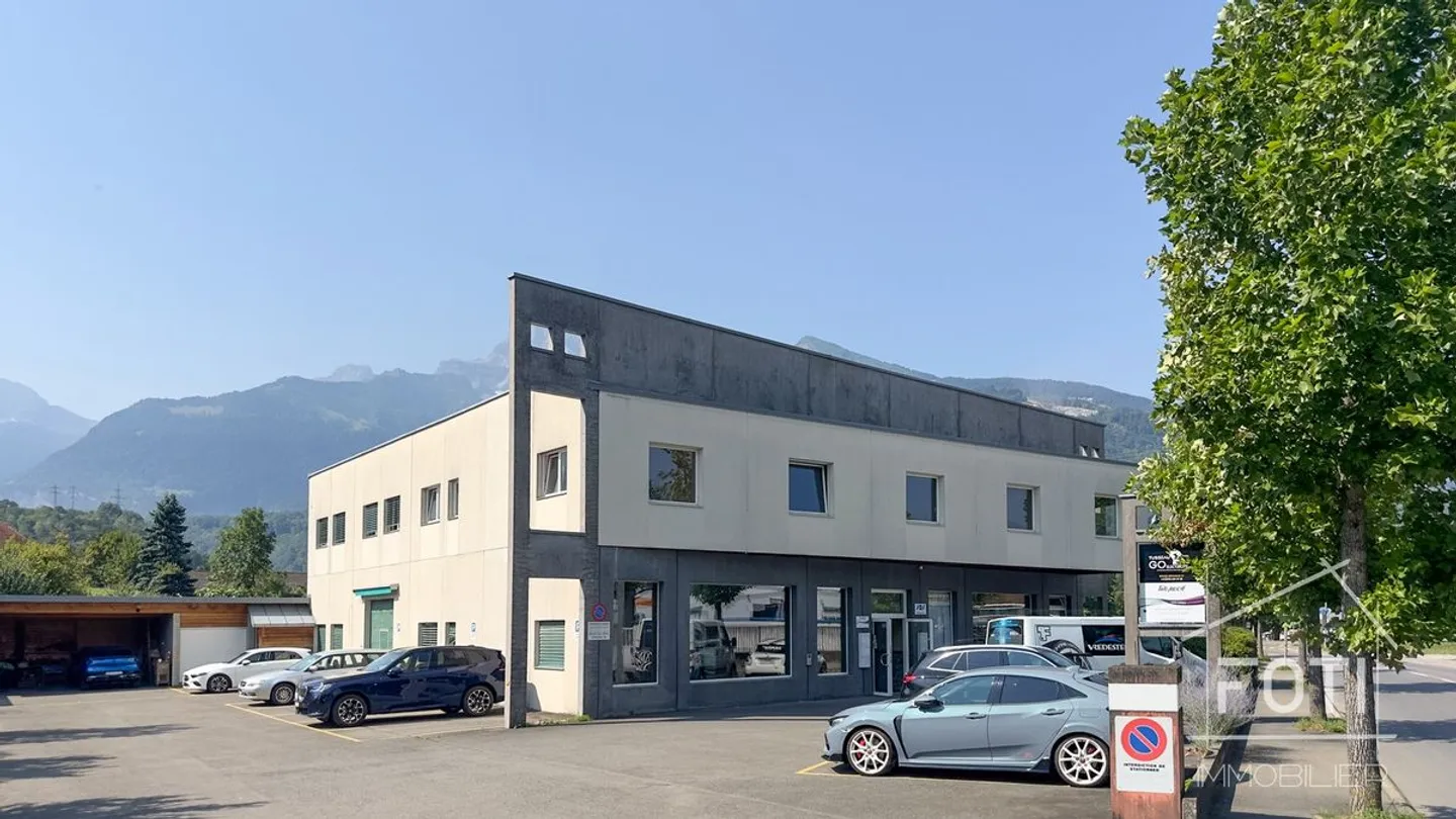 Commercial Building in Bex - Photo 7 of 13