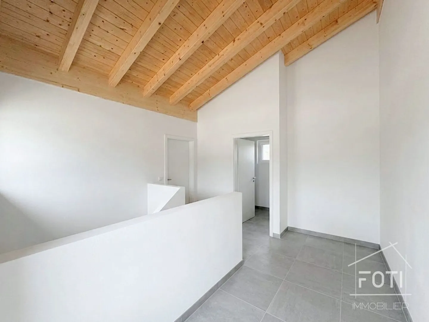 NEW 4.5-room individual villa with beautiful view of the plain. - Photo 1 of 13