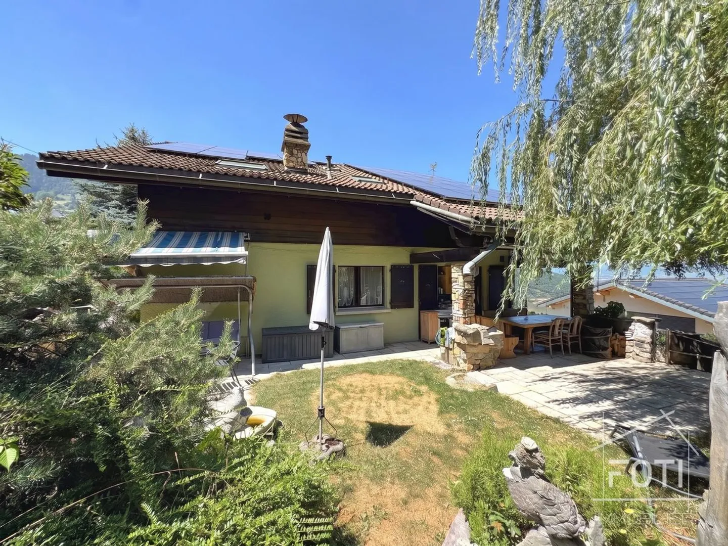 Semi-Chalet con vista a Choëx, 5.5 stanze e giardino - Foto 1 di 13