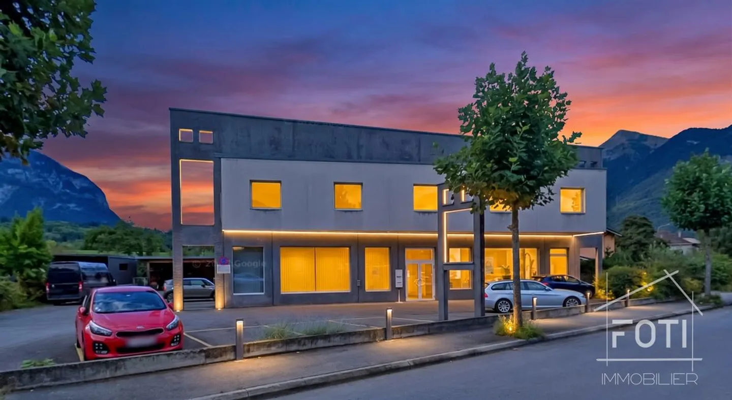 Commercial Building in Bex - Photo 8 of 13