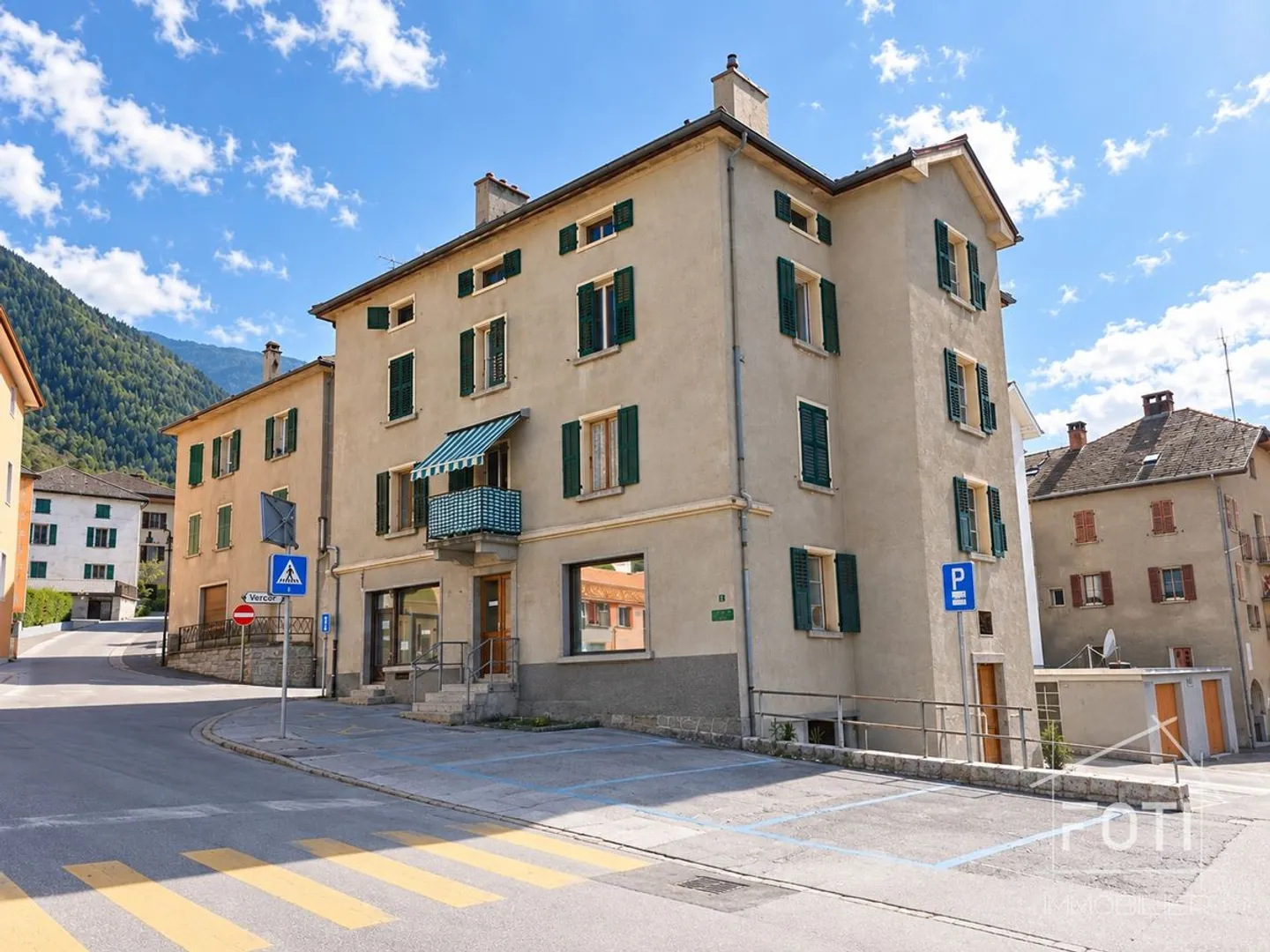 3.5-room apartment for rent - Investment opportunity in Chalais - 4.75% gross - Photo 1 of 7