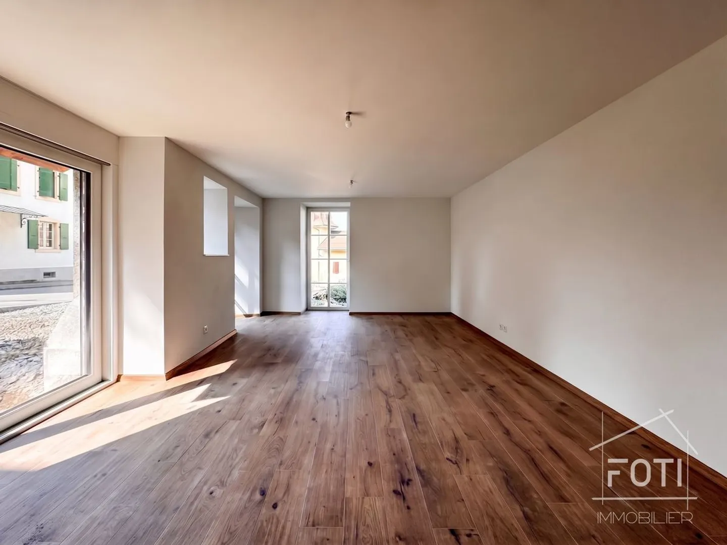 2-room apartment with private garden - Combine comfort, modernity, and ecology - Photo 2 of 13