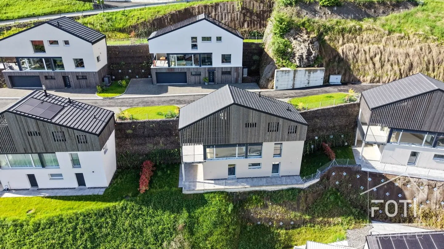 Neue Villa mit Traumhaftem Blick - Foto 9 von 13