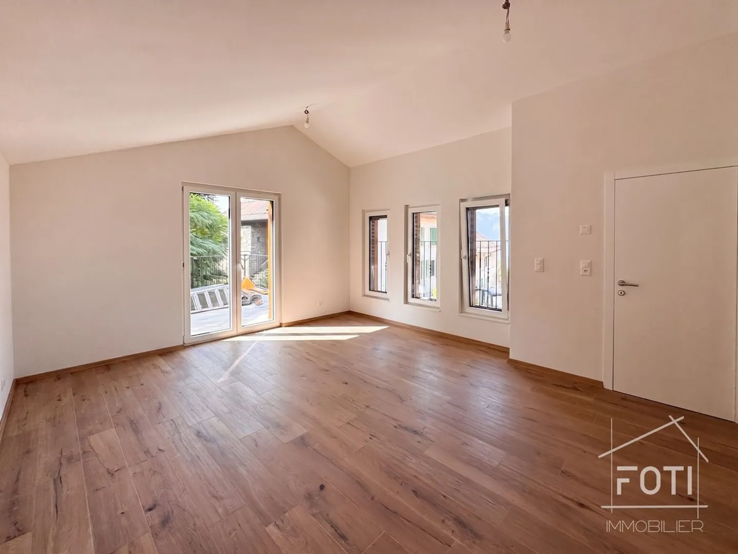 4-Zimmer-Wohnung mit Terrasse und privatem Garten - Brent - Foto 4 von 13