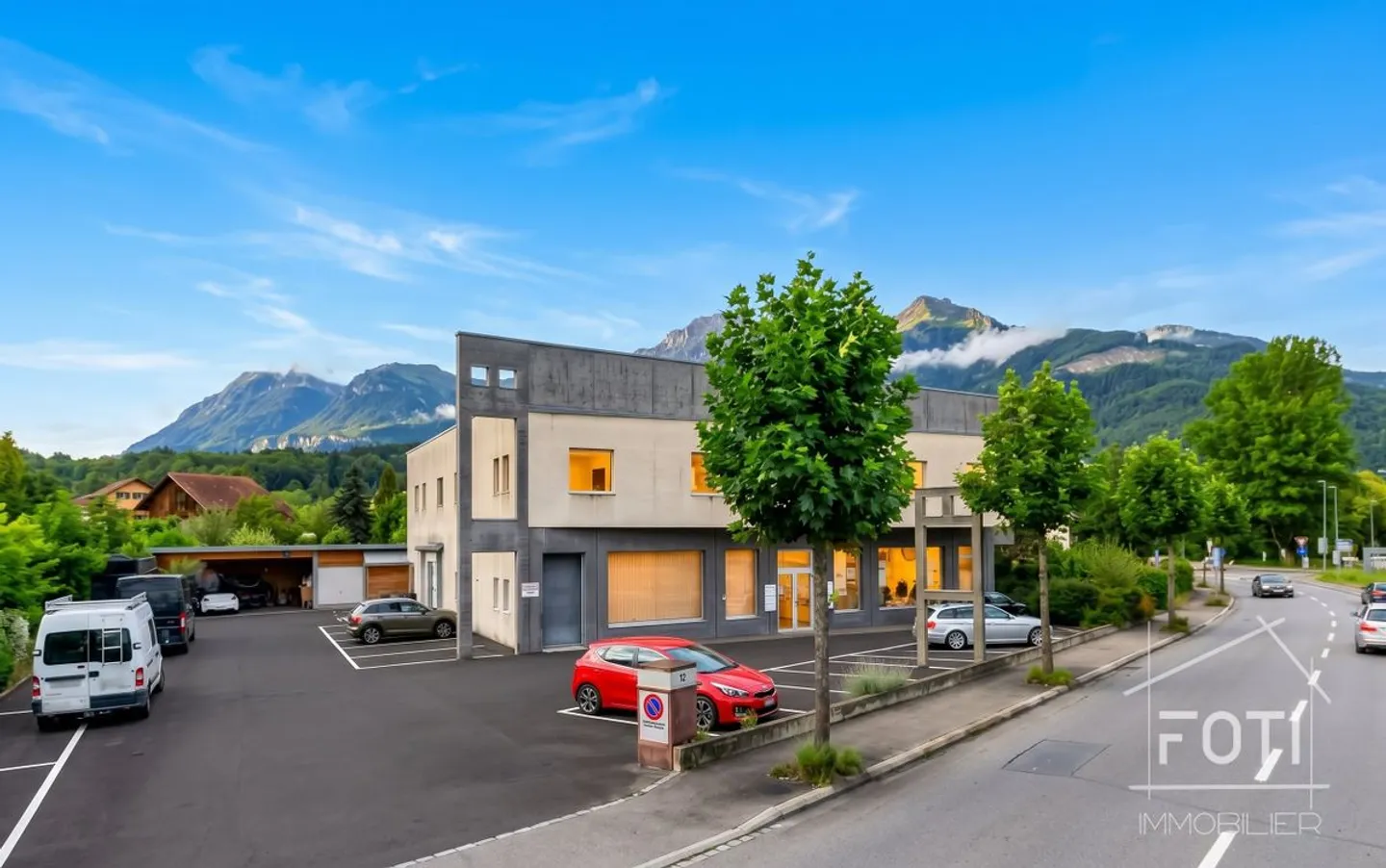 Immeuble commercial avec 5,25% de rendement brut. - Foto 8 von 13