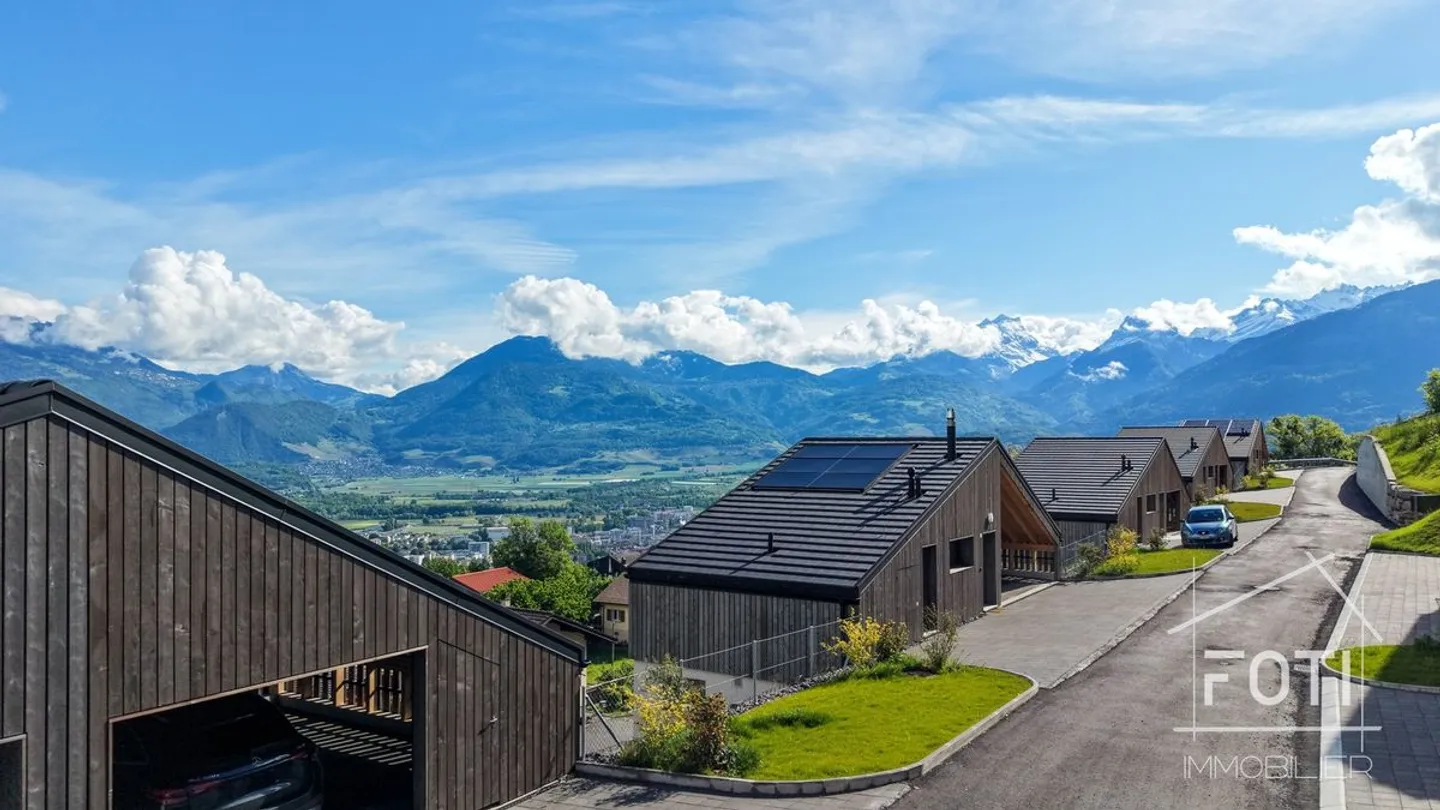 Neue Villa mit Traumhaftem Blick - Foto 12 von 13