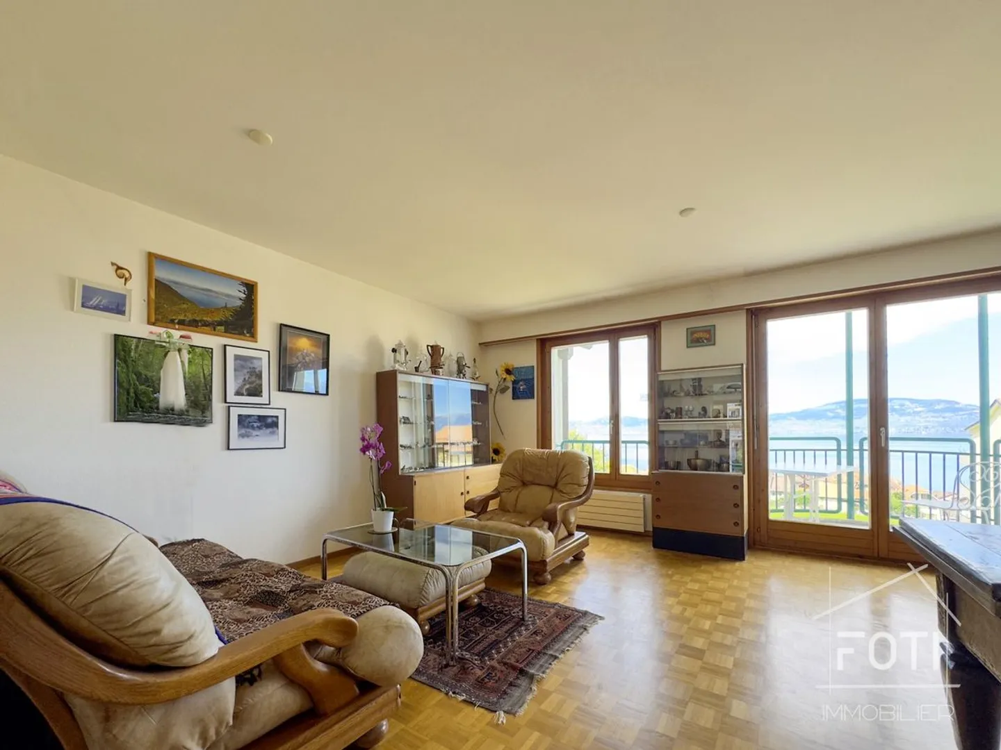 Sopra il Lago di Ginevra - appartamento di 4,5 locali con vista panoramica - Foto 2 di 13