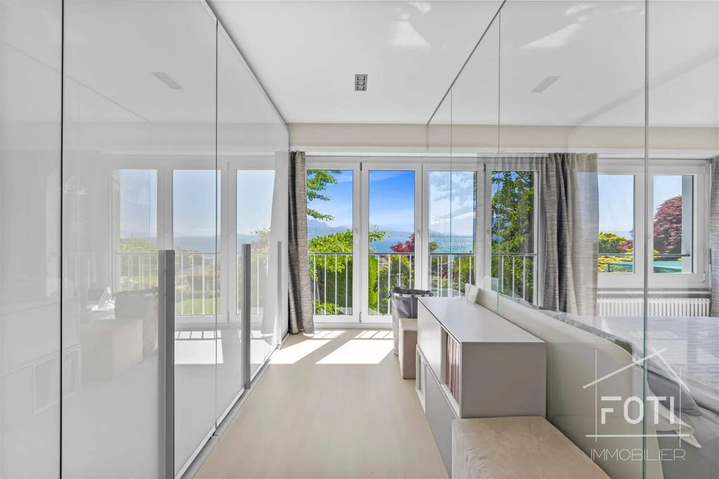 Duplex 5,5 p. di 231 m² - giardino di 1'100 m², piscina privata e vista lago - Lutry - Foto 13 di 13