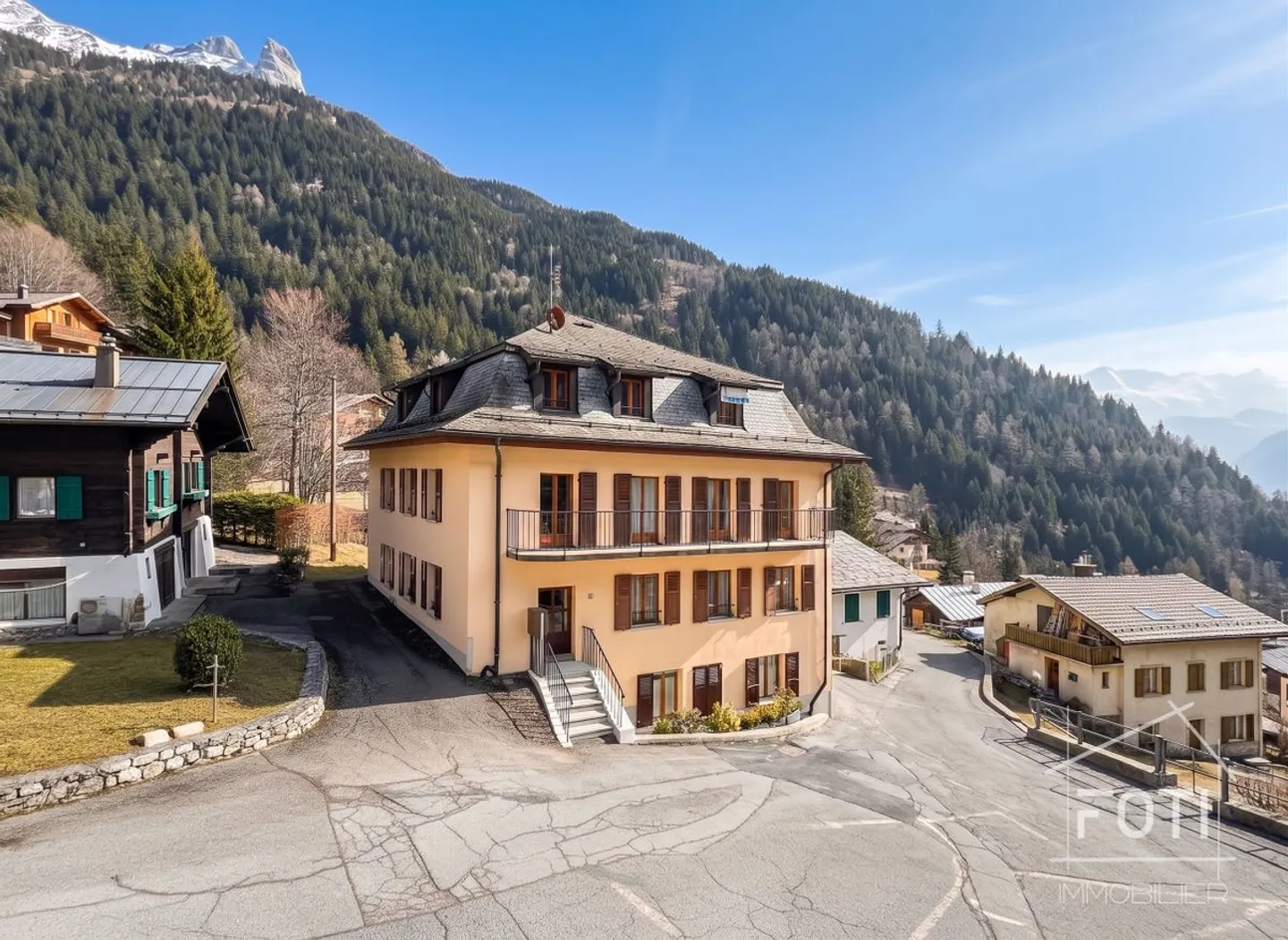 Leben Sie an der Spitze - 3,5 Zimmer mit atemberaubendem Blick im Herzen von Morcles - Foto 5 von 13