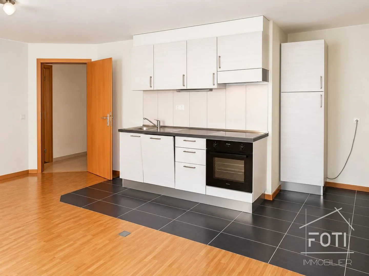 Yield building in the heart of St-Maurice with 11 fully rented lots - 5% - Photo 7 of 12