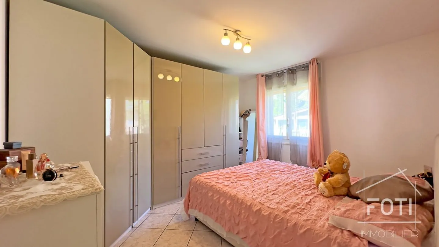 Opportunity in Vernayaz - Functional 4.5 rooms with heated veranda and 2 parking spaces - Photo 12 of 13