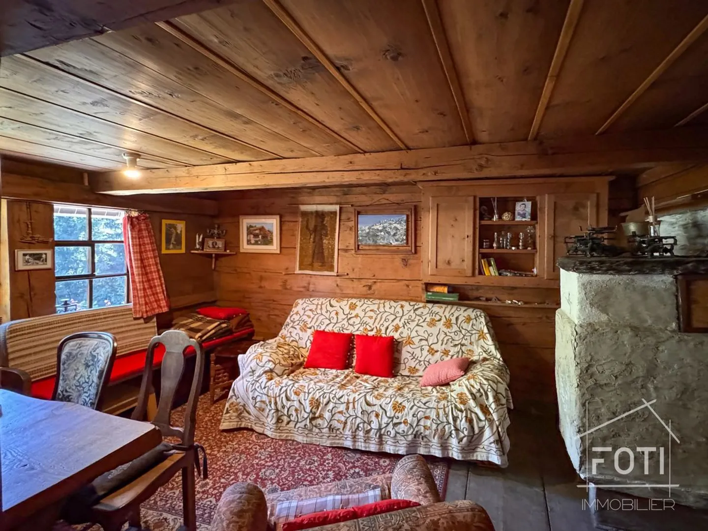 Rare property - 7.5-room chalet nestled in 28,000 m² of forest and meadow. - Photo 4 of 13