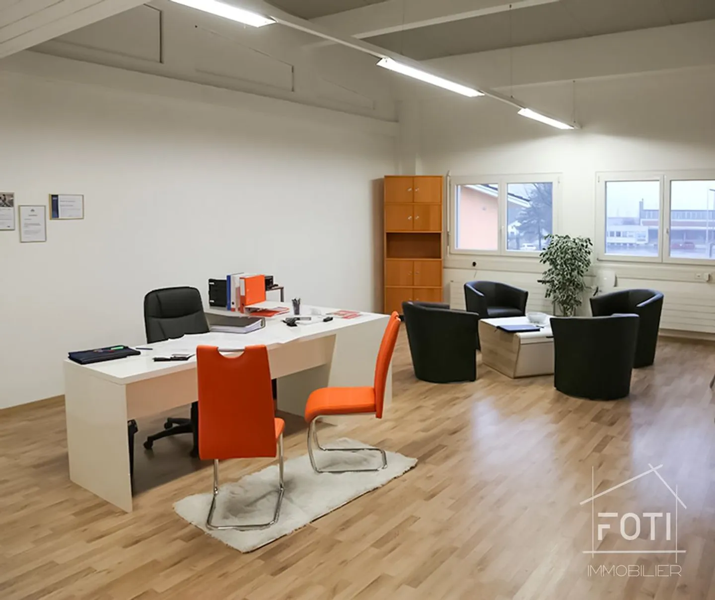 Commercial Building in Bex - Photo 5 of 13