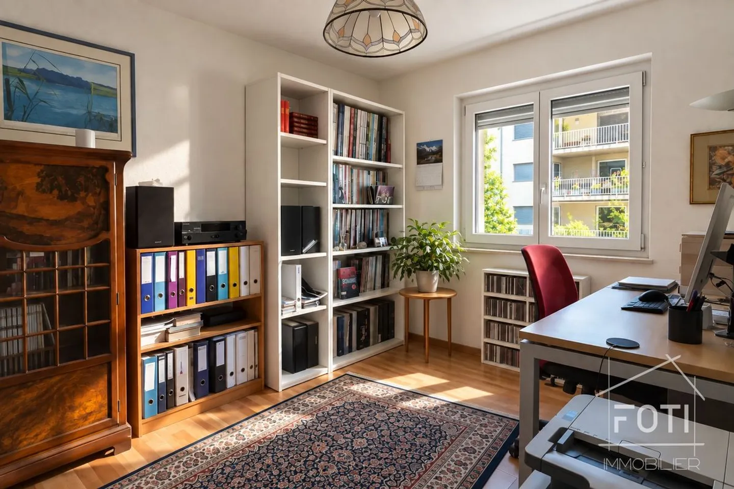 4,5 Zimmer von 115 m² vollständig renoviert, nach Süden ausgerichtet mit Aussicht und Garage - Foto 9 von 13