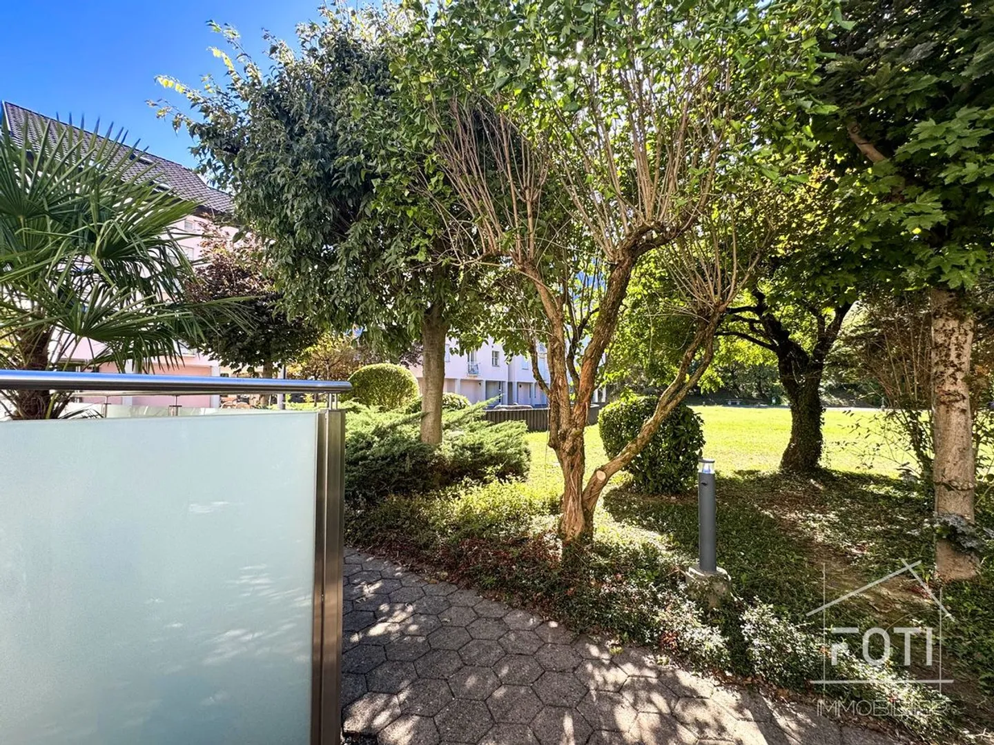 Garden-level 4.5 rooms in Vouvry - 113 m² of terrace and south-facing garden - Photo 12 of 13