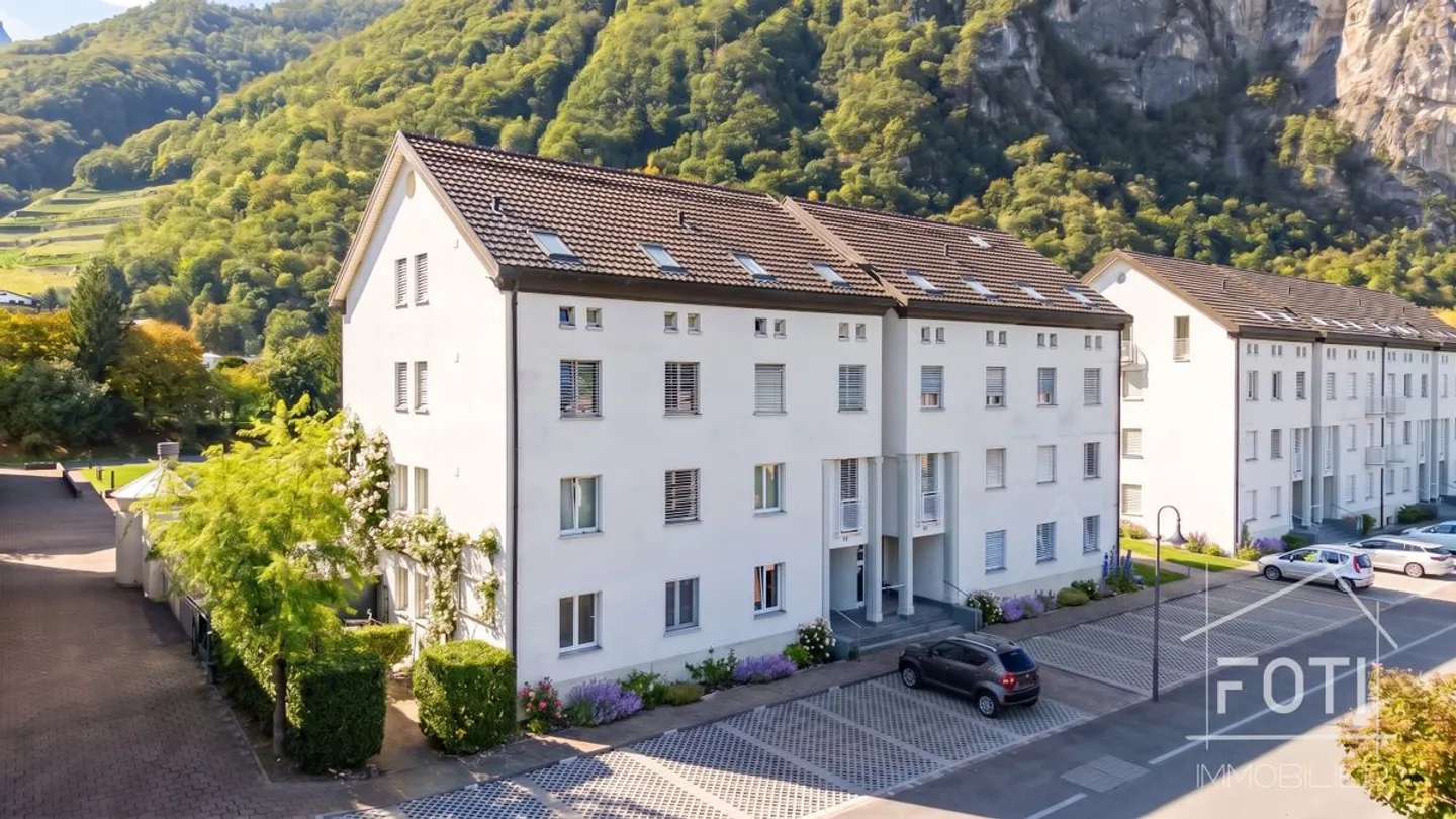 4.5 Room Apartment in Vouvry with Terrace/Garden - Photo 12 of 13